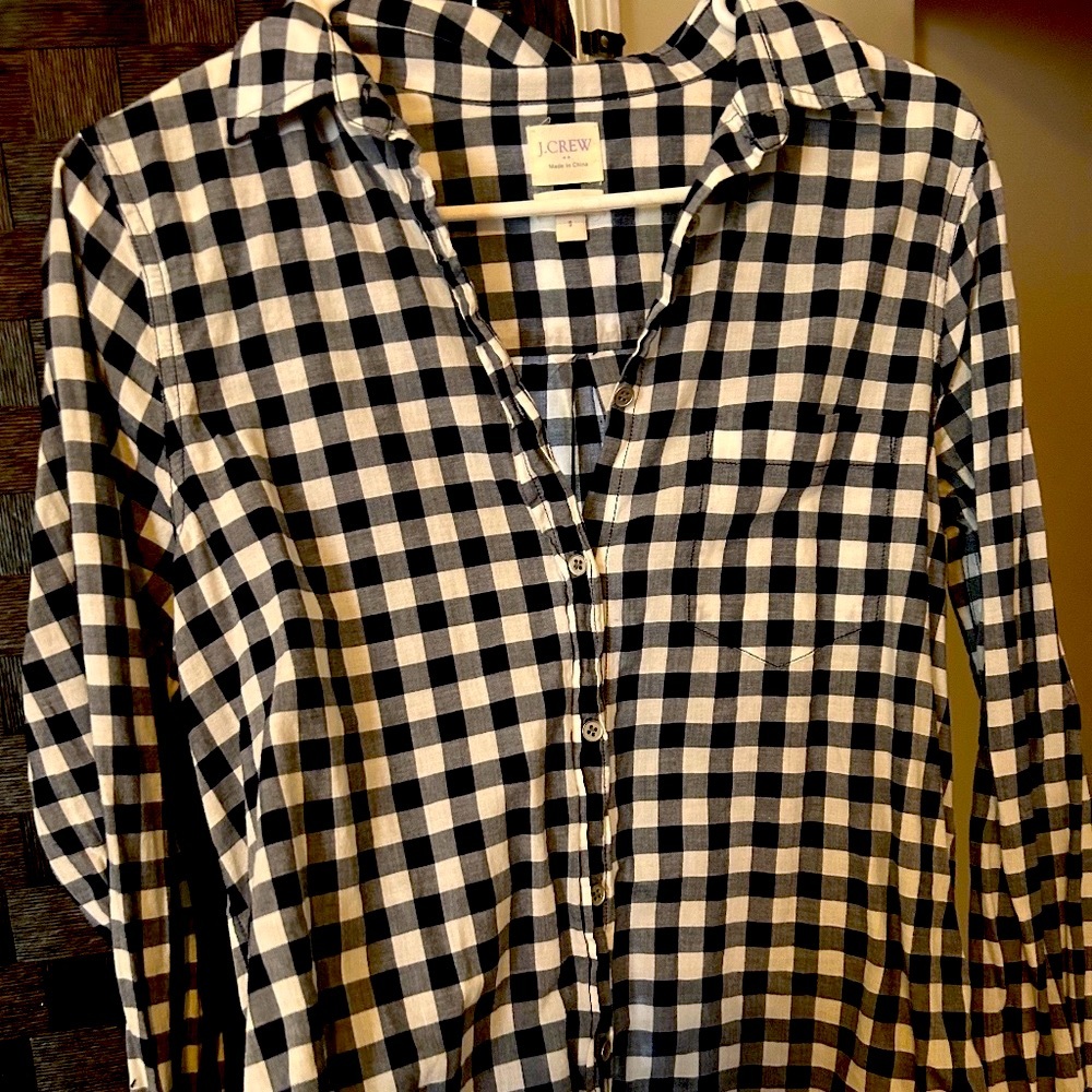 J.Crew  Women’s Boy fit button down size small